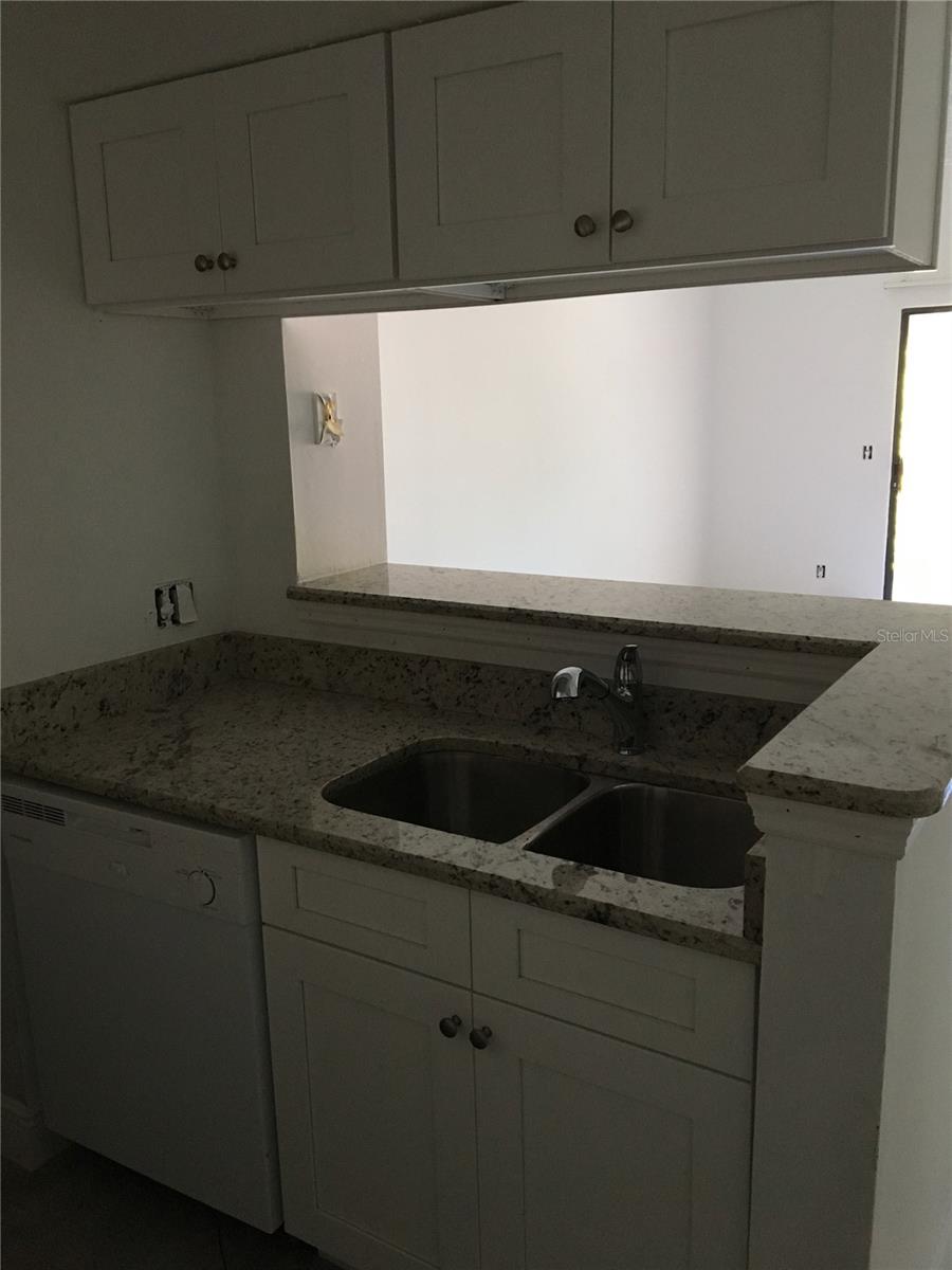 LAKEWOOD PARK A CONDO - Residential Lease