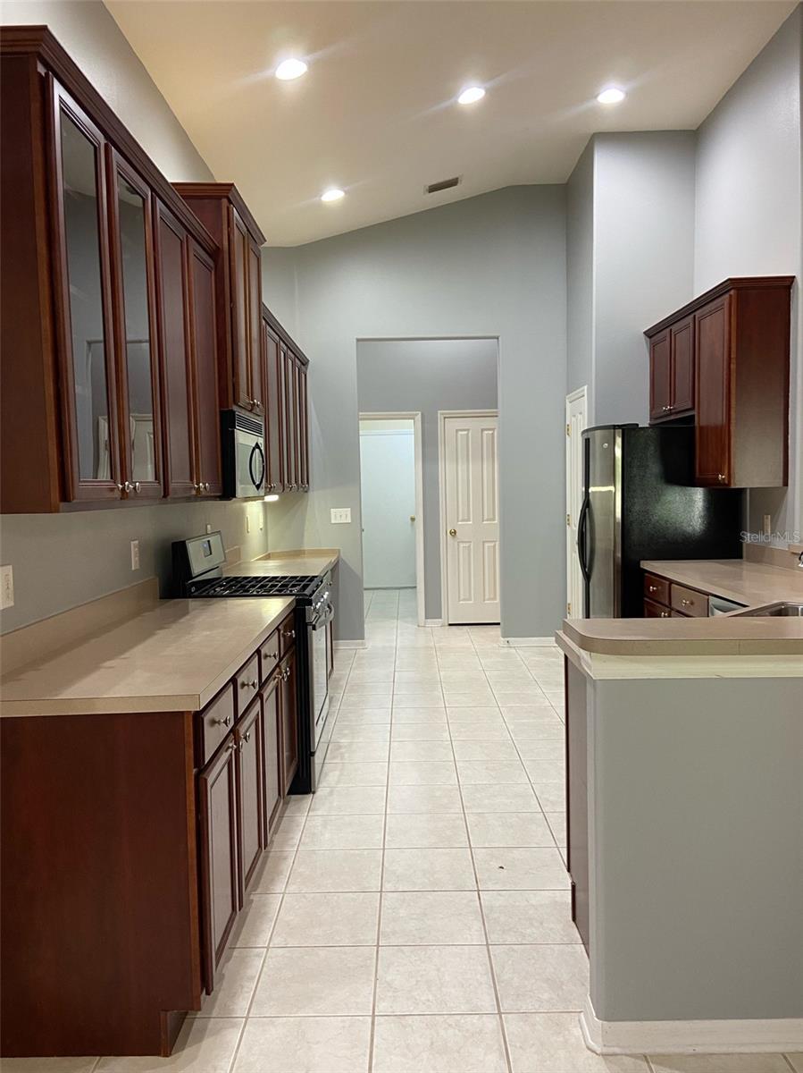 CROSS CREEK PRCL M PH 3A - Residential Lease