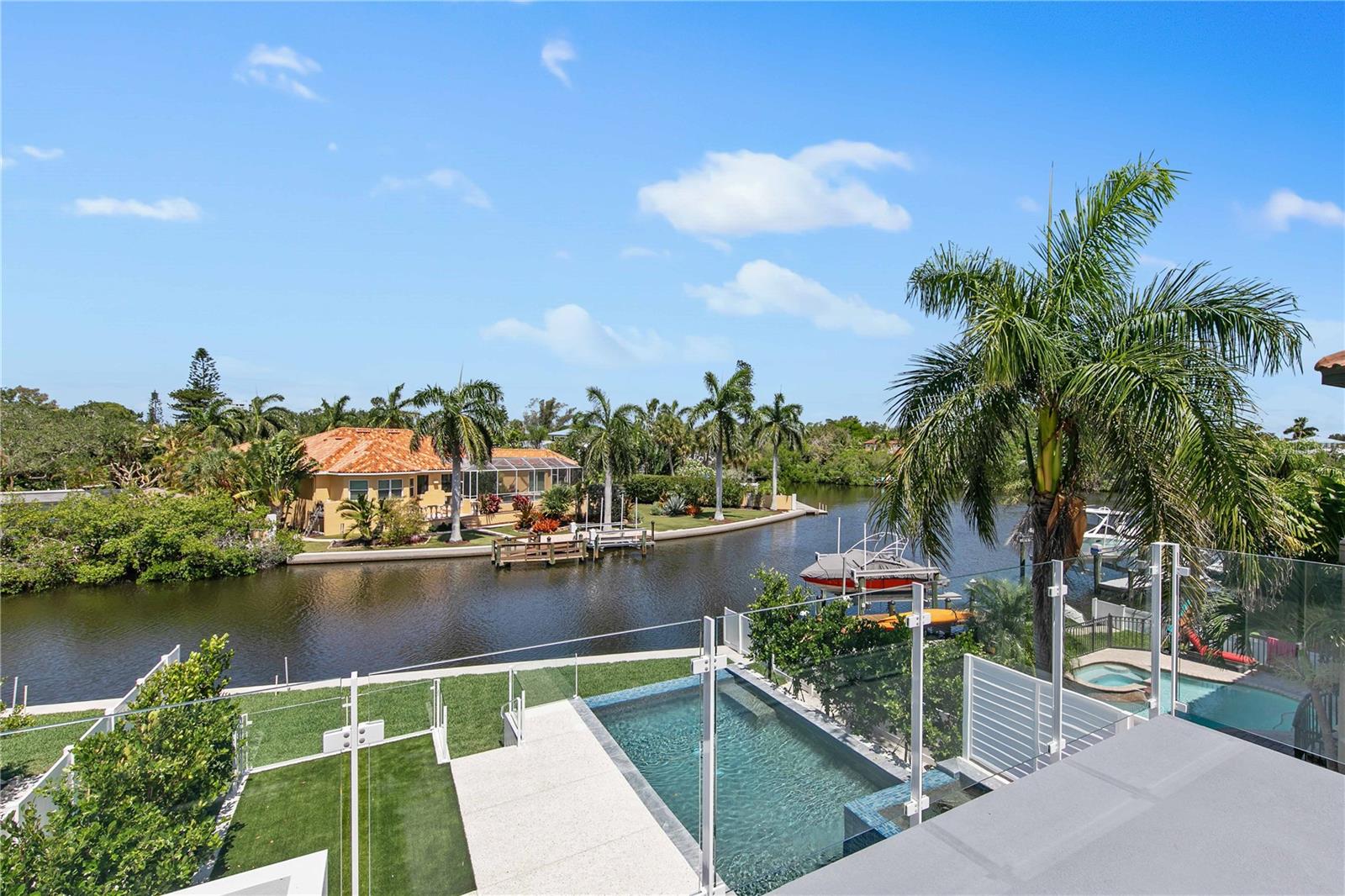 SARASOTA BEACH - Residential