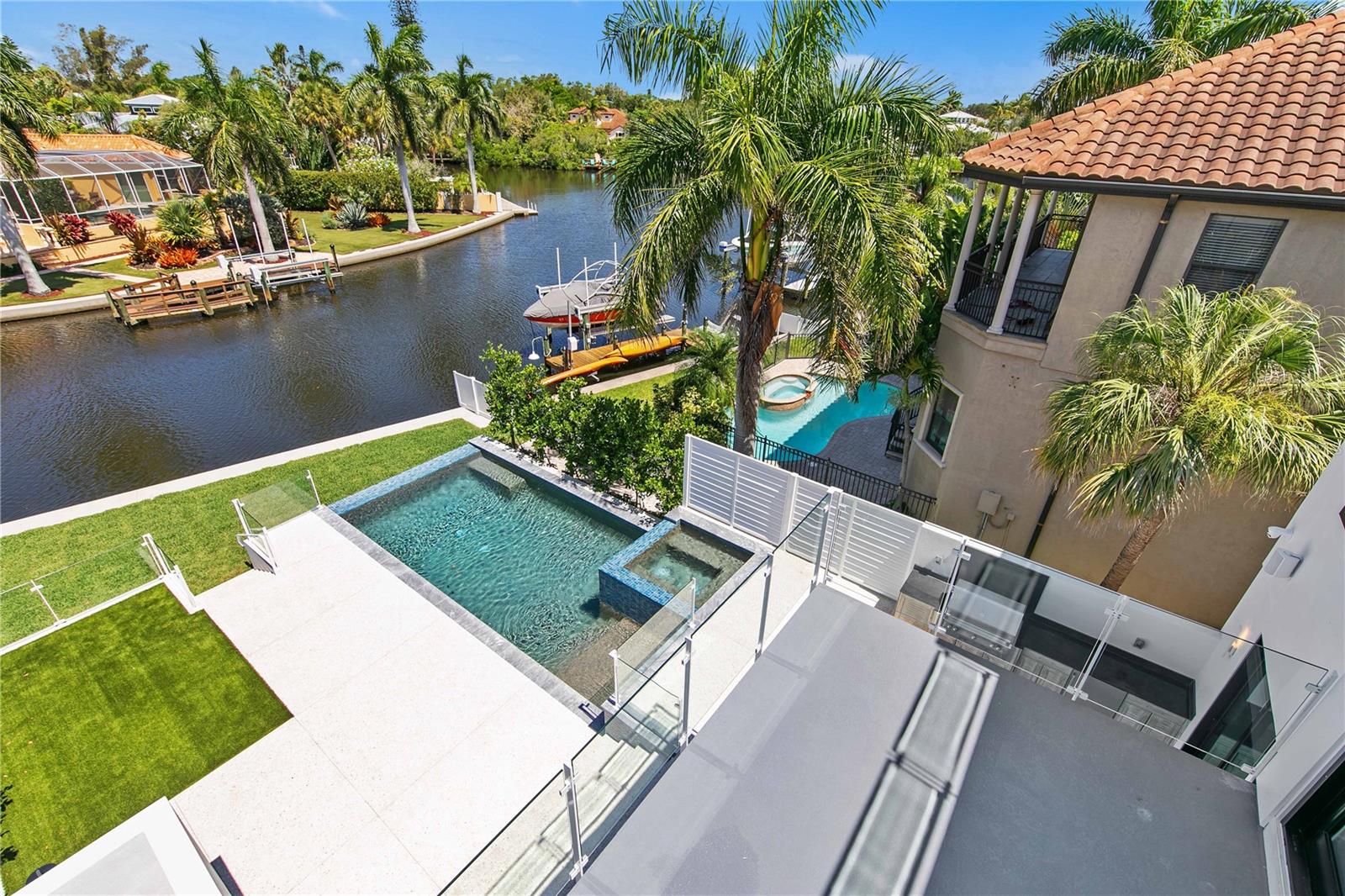 SARASOTA BEACH - Residential