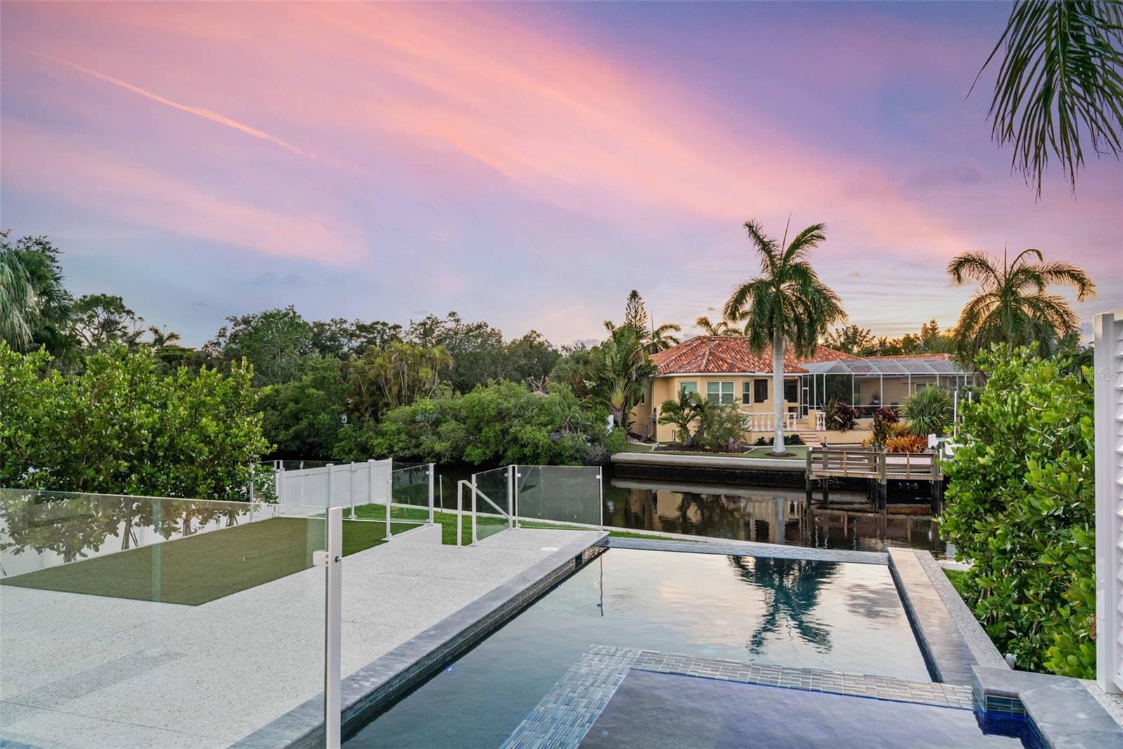 SARASOTA BEACH - Residential