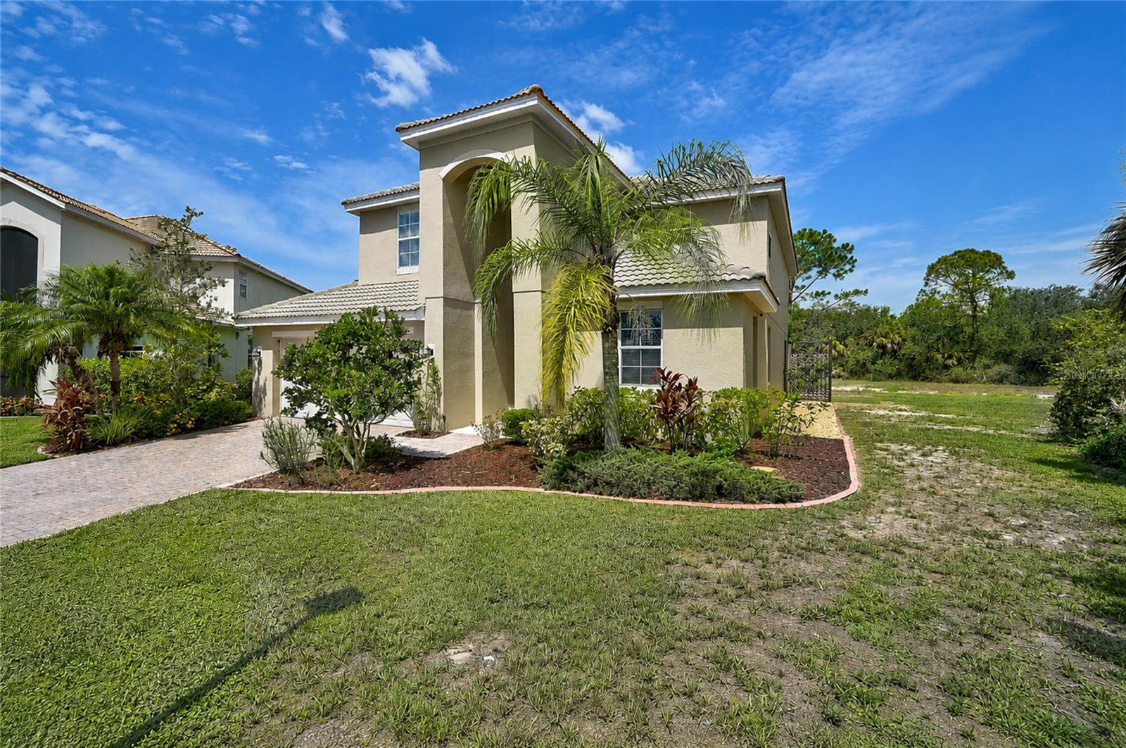 STONEYBROOK AT VENICE UNIT 5 - Residential