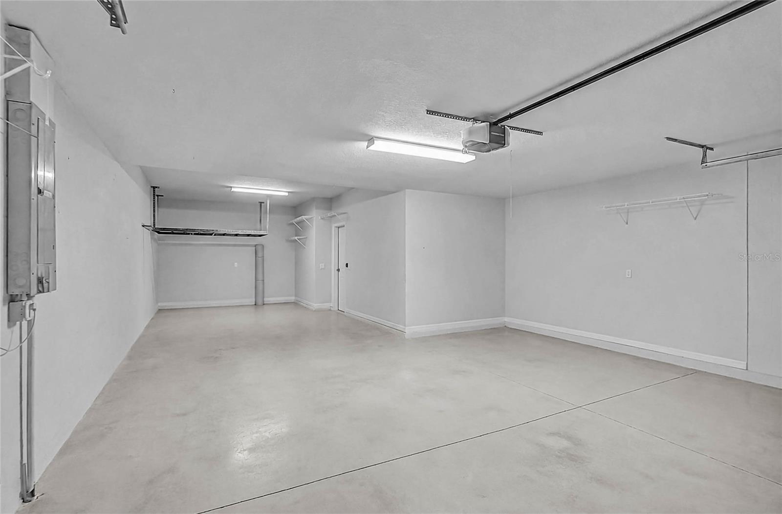 STONEYBROOK AT VENICE UNIT 5 - Residential