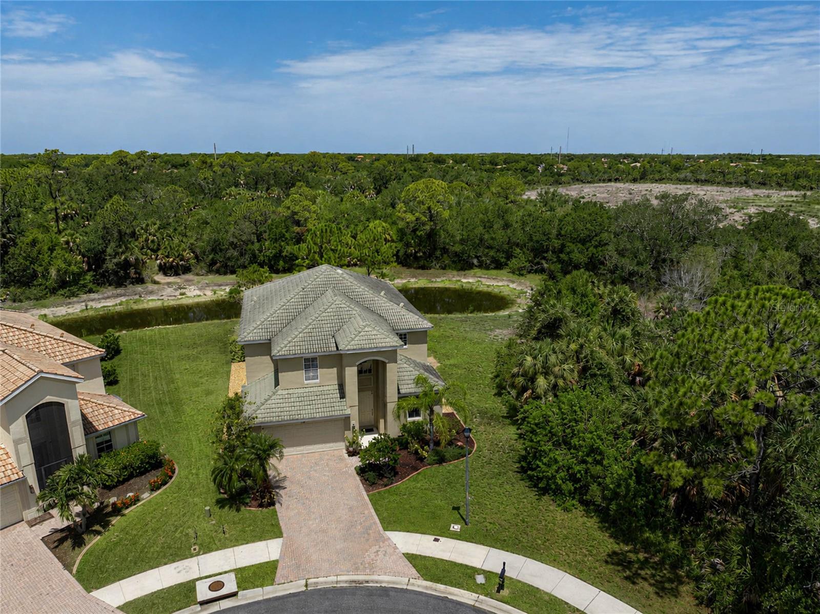 STONEYBROOK AT VENICE UNIT 5 - Residential