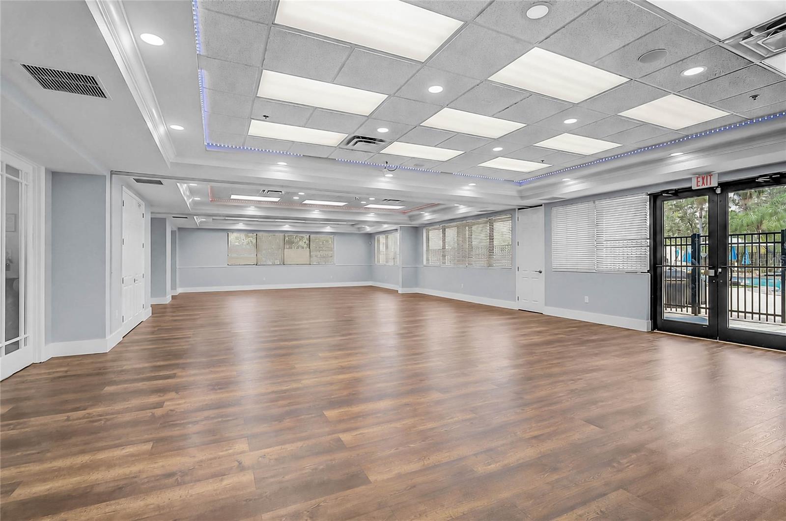 STONEYBROOK AT VENICE UNIT 5 - Residential