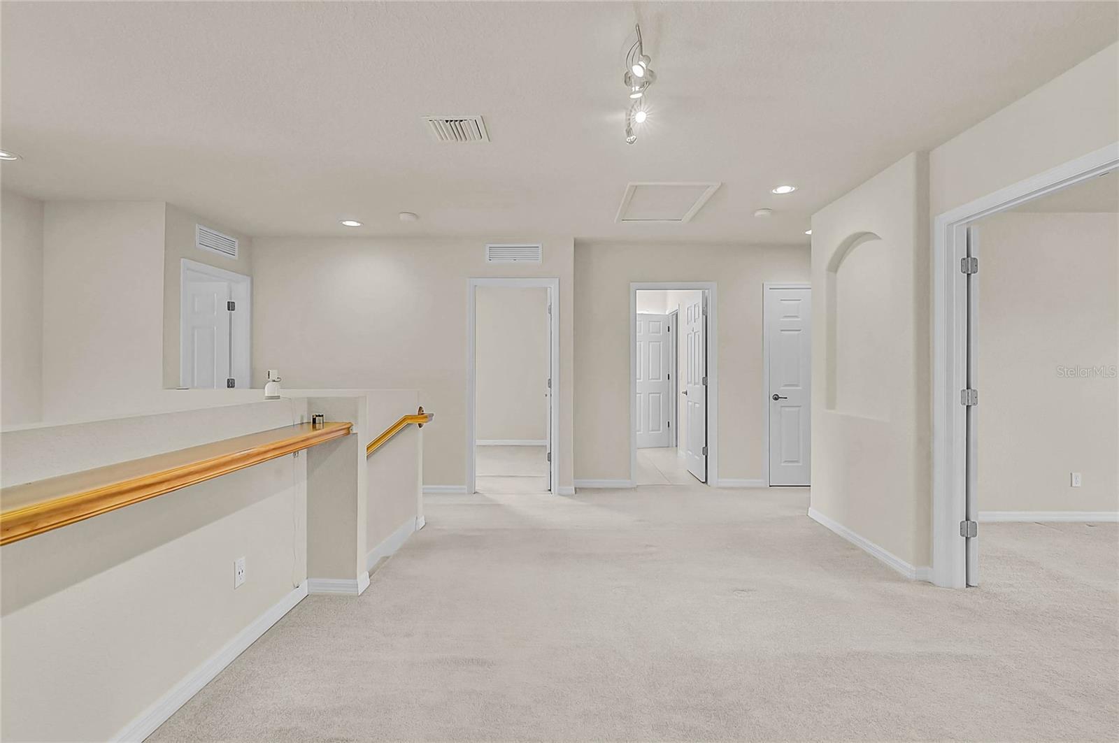 STONEYBROOK AT VENICE UNIT 5 - Residential