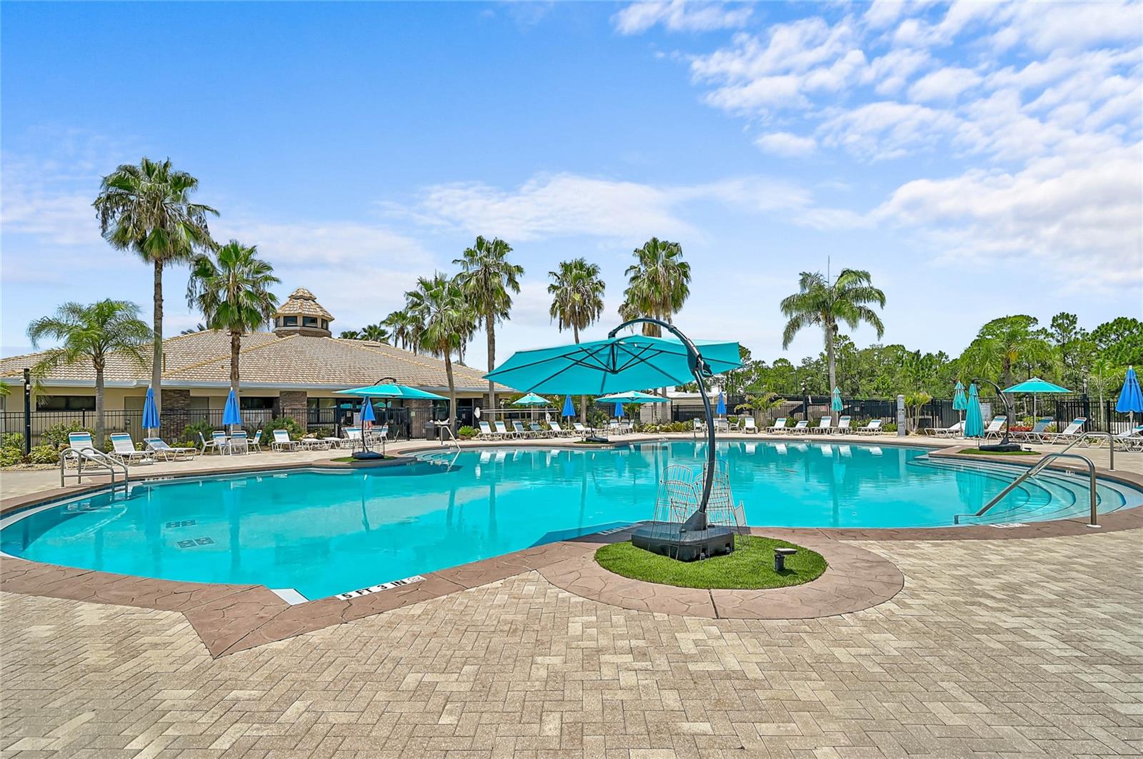STONEYBROOK AT VENICE UNIT 5 - Residential
