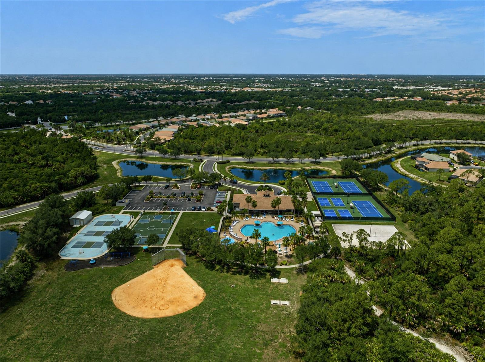 STONEYBROOK AT VENICE UNIT 5 - Residential