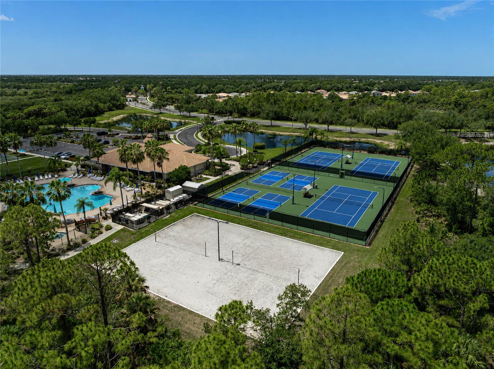 STONEYBROOK AT VENICE UNIT 5 - Residential