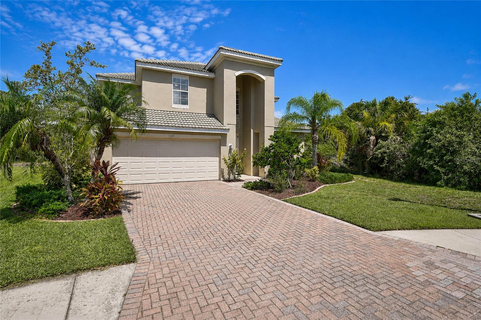 STONEYBROOK AT VENICE UNIT 5 - Residential
