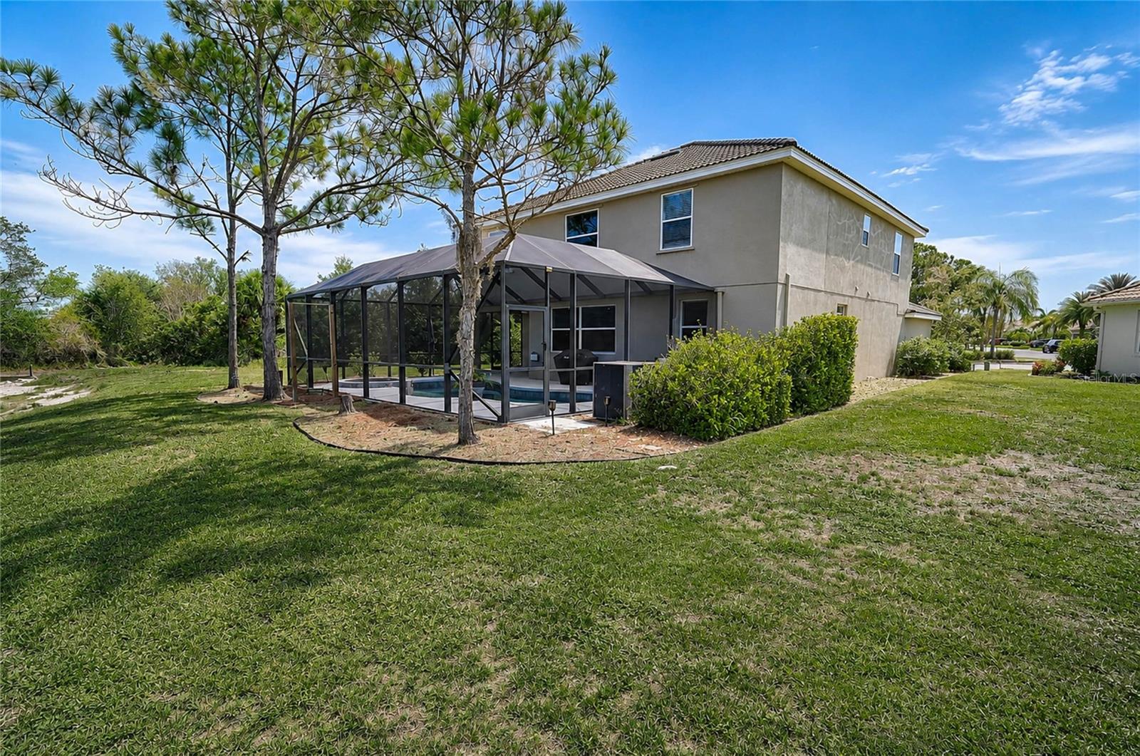 STONEYBROOK AT VENICE UNIT 5 - Residential