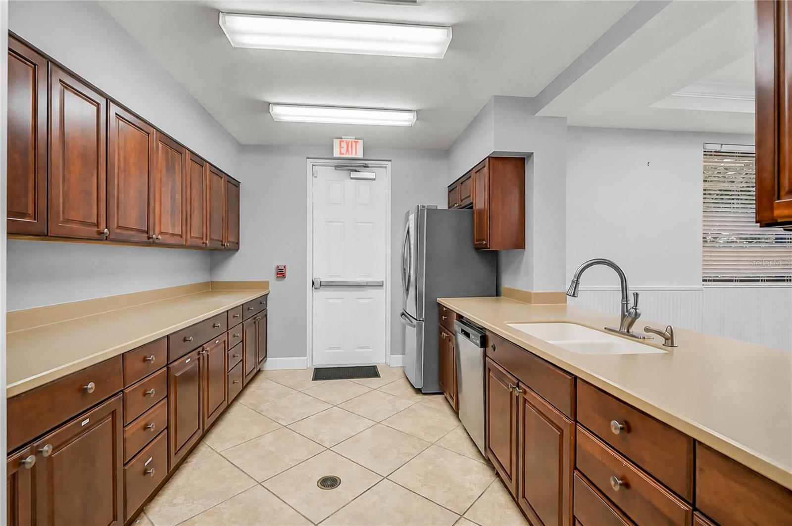 STONEYBROOK AT VENICE UNIT 5 - Residential