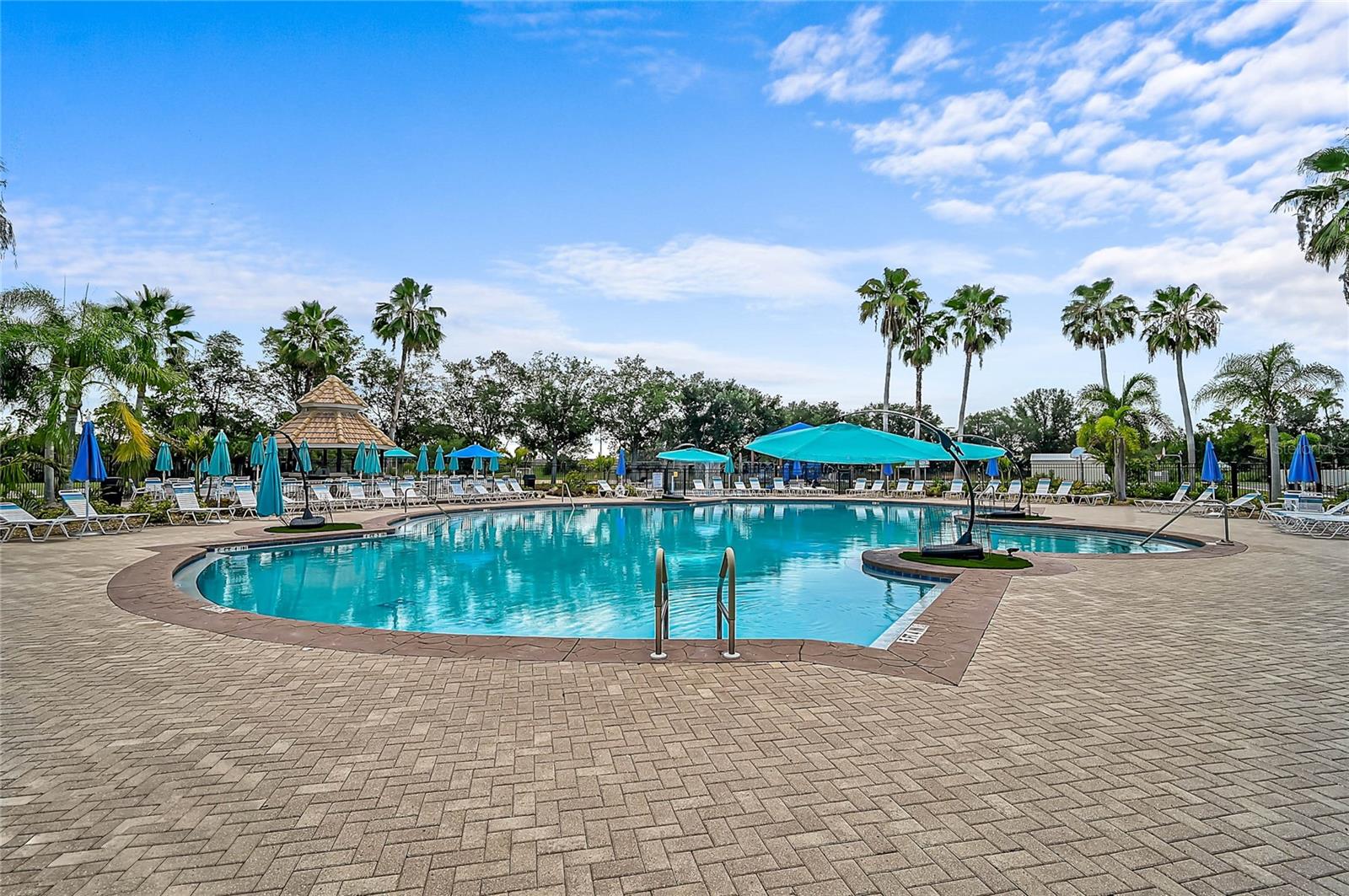 STONEYBROOK AT VENICE UNIT 5 - Residential