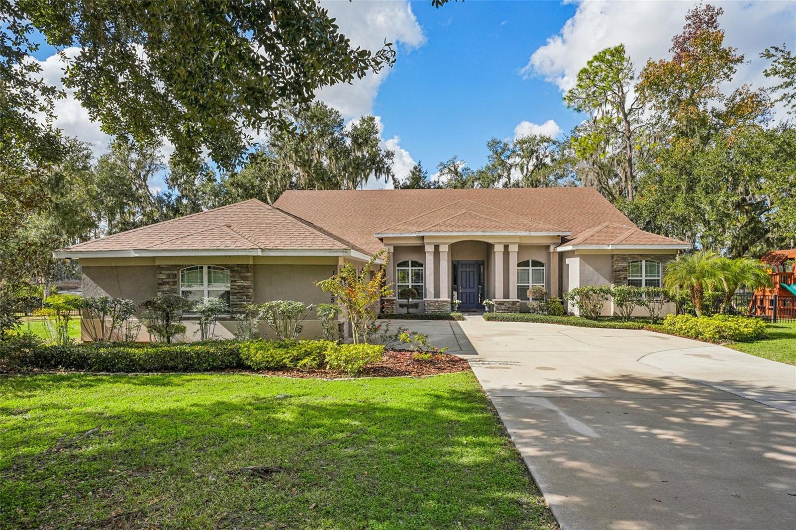 VERANDAH SUB - Residential