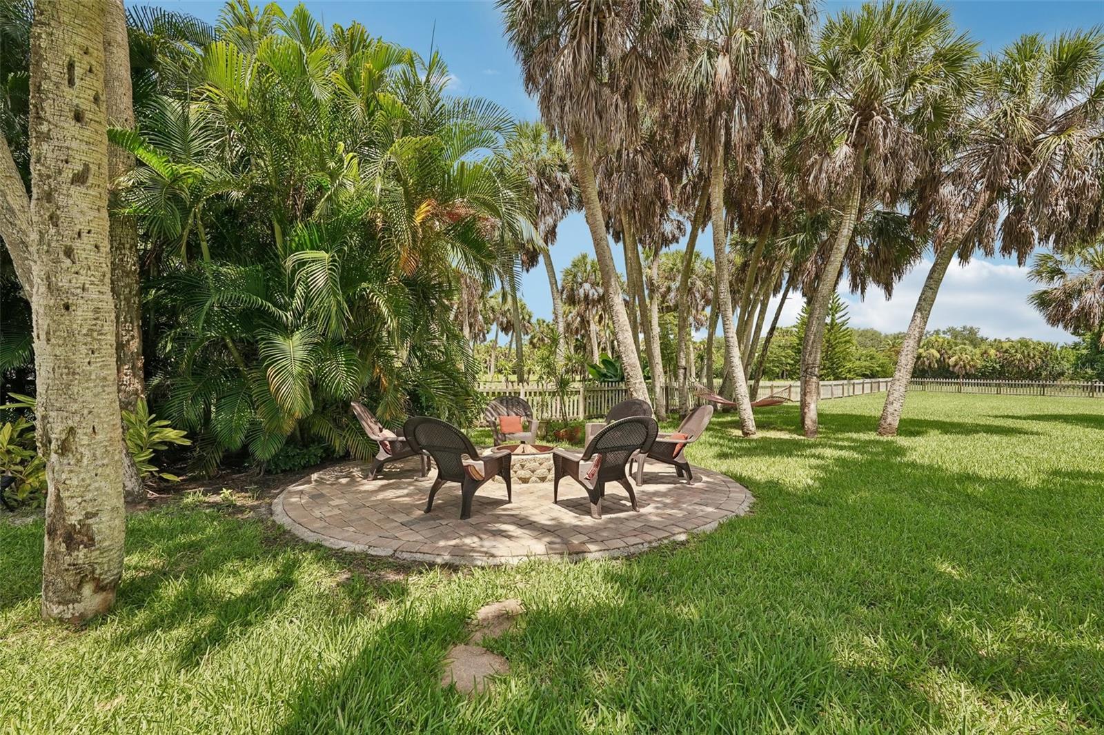 GULF GATE EAST - Residential