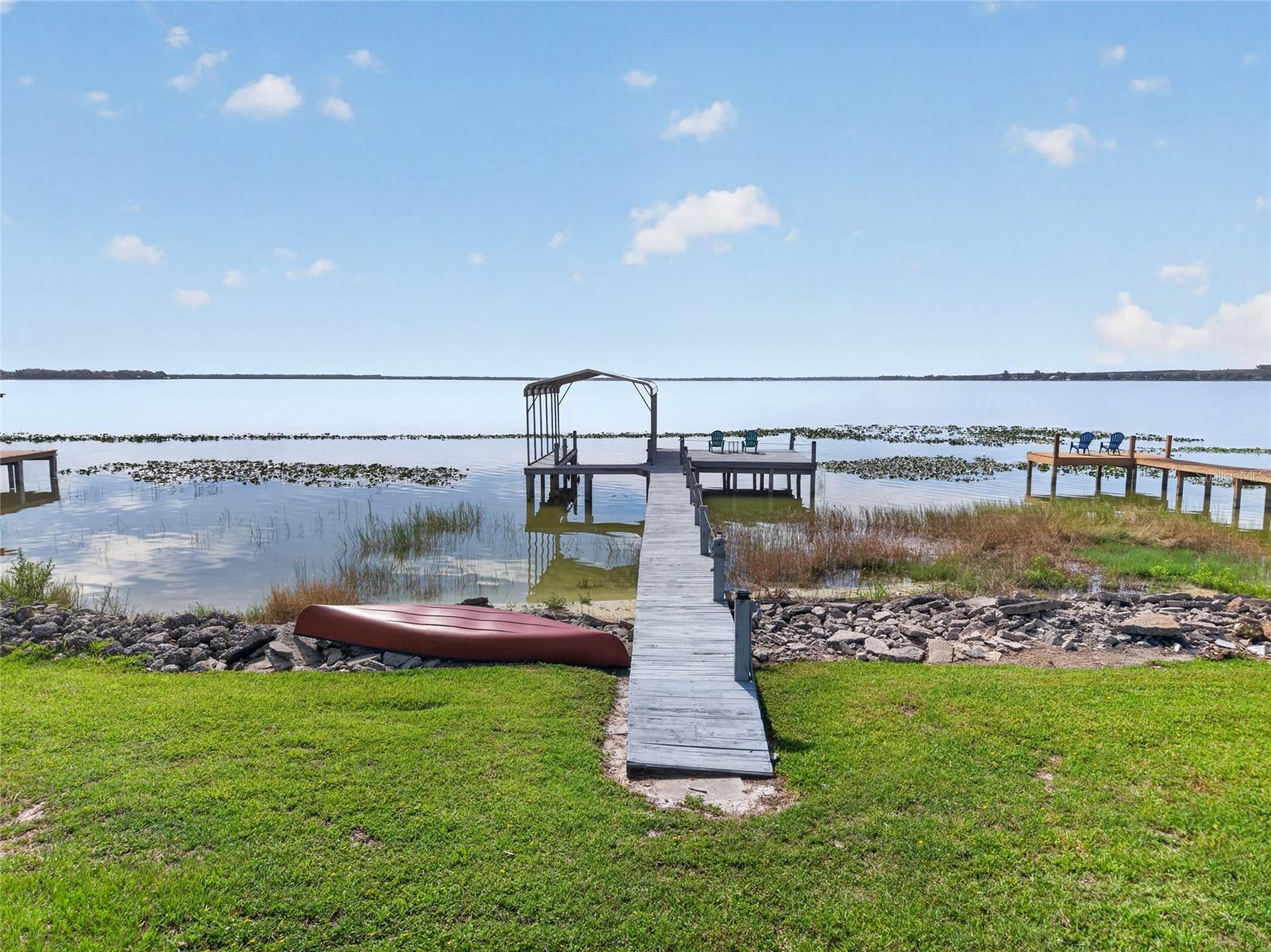 LAKE SIDE TERRACE - Residential