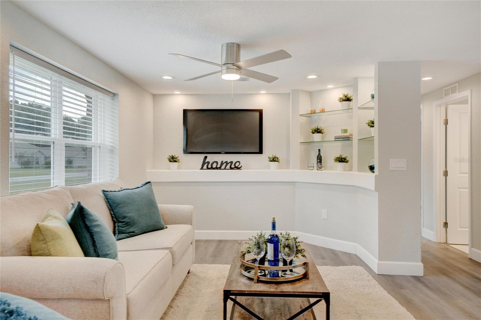 PLANTATION ESTATES UNIT 24 - Residential