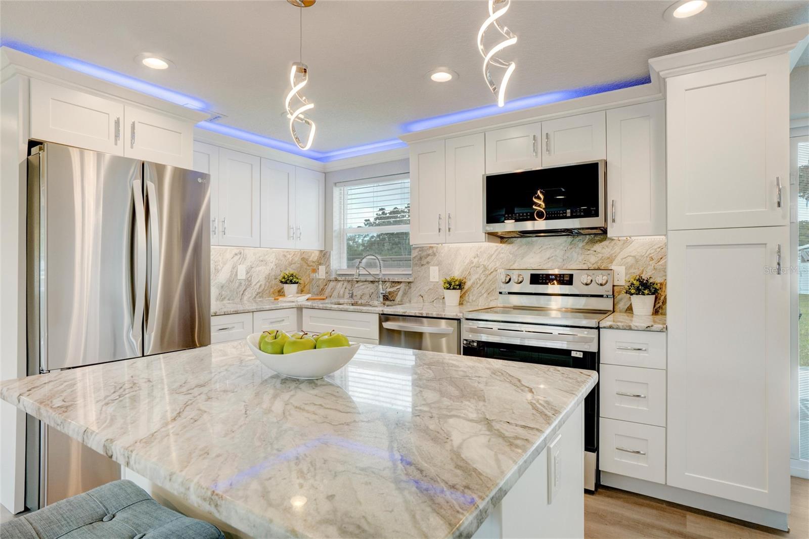 PLANTATION ESTATES UNIT 24 - Residential