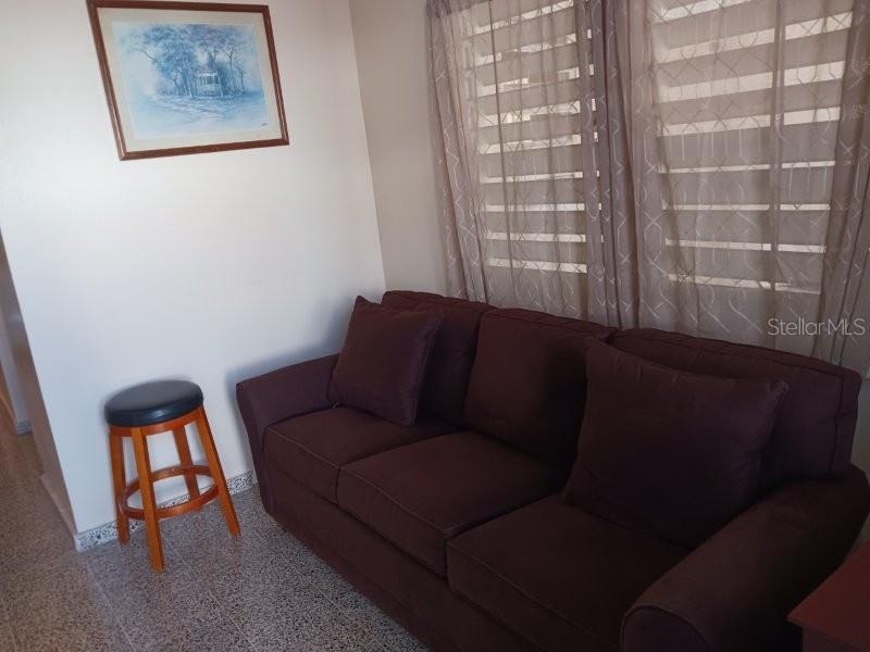 ESPERANZA COMM. - Residential