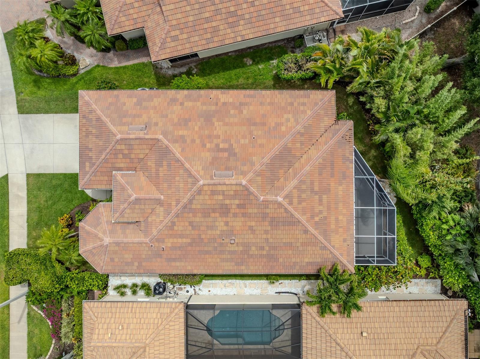 AMORA - Residential