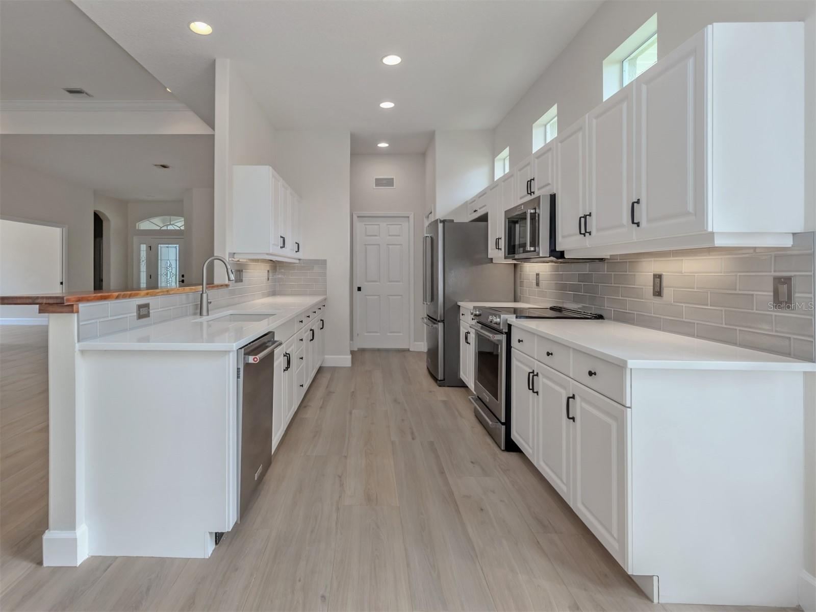 AMORA - Residential