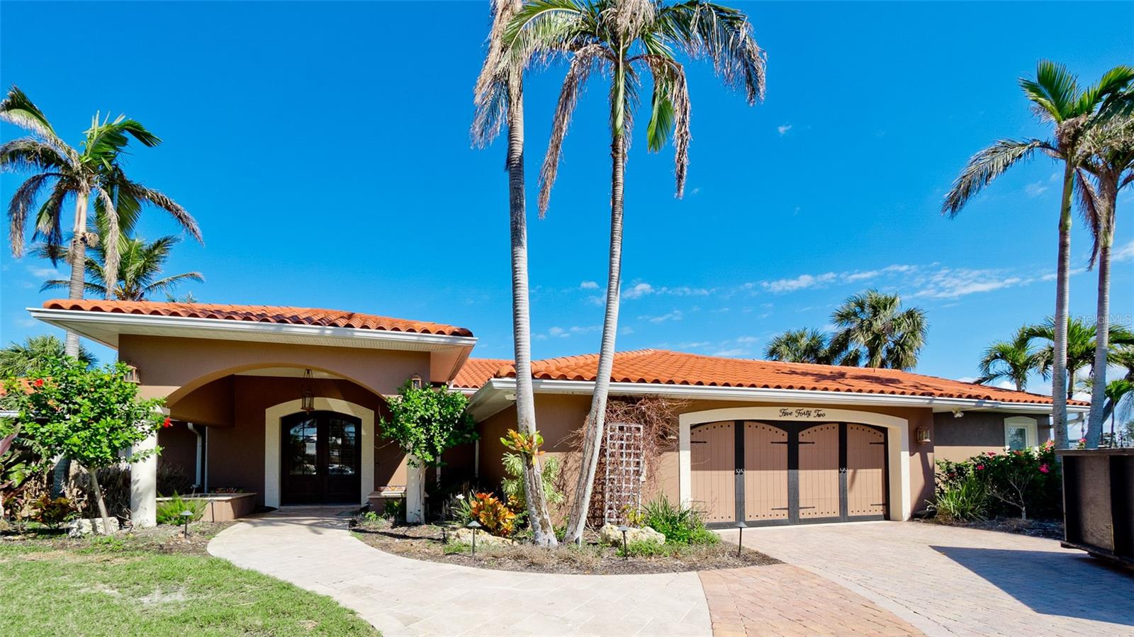 BAY PALMS ADD - Residential