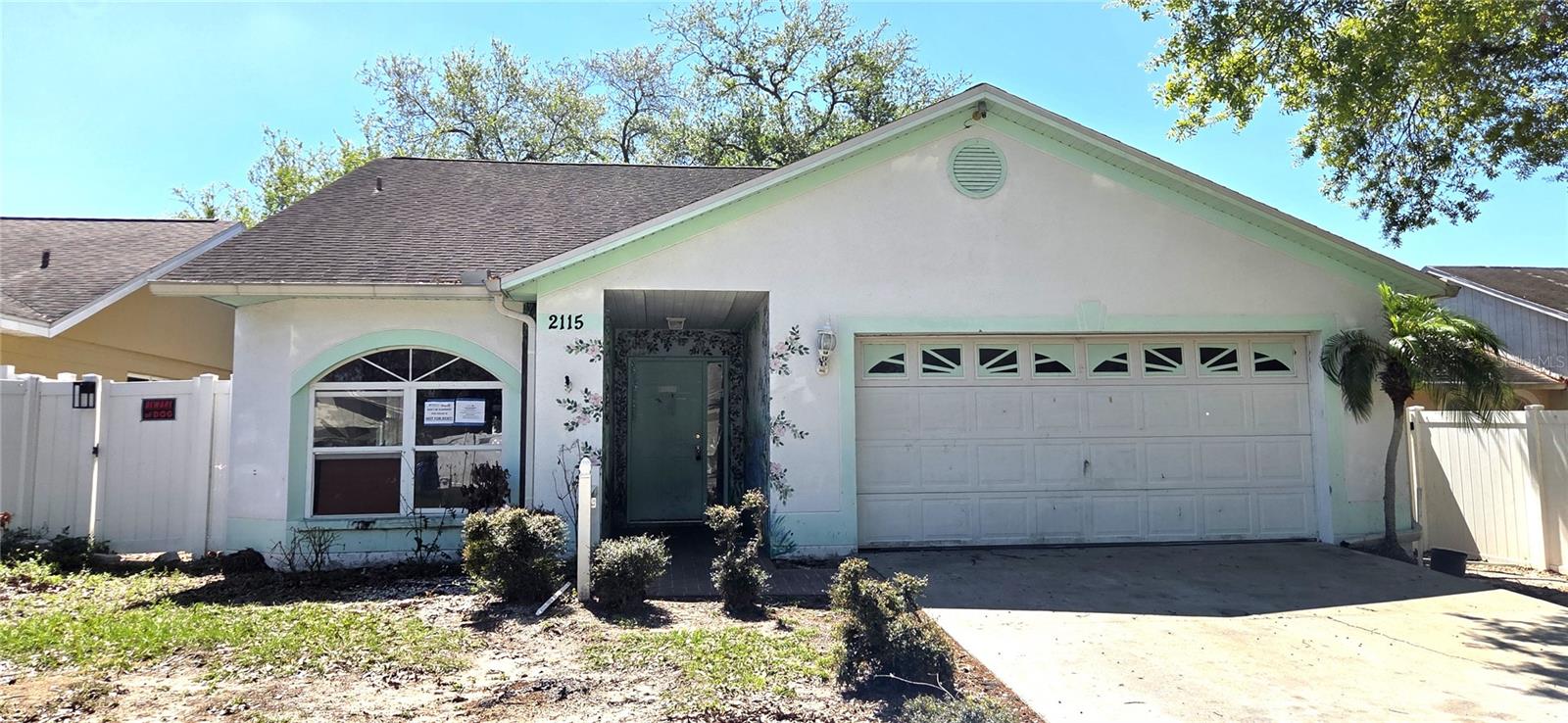 *** MULTIPLE OFFERS RECEIVED! HIGHEST & BEST DEADLINE IS 1PM ON 07/15/2026. *** CALLING ALL INVESTORS! Opportunity awaits with this 3-bedroom, 2-bath single-family home located in a NO HOA community in Valrico. This property is in need of a COMPLETE REHAB and is being sold as-is. Due to its condition, CASH OFFERS ONLY—the home will not qualify for traditional financing. Bring your vision and transform this property into a great investment. Don't miss this value-add opportunity!