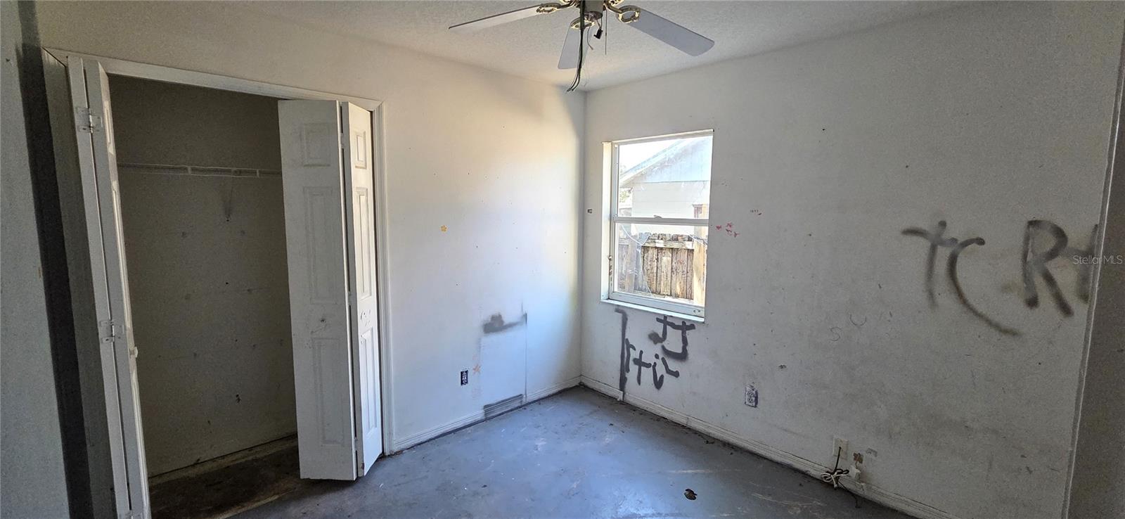 VALRICO VISTA - Residential