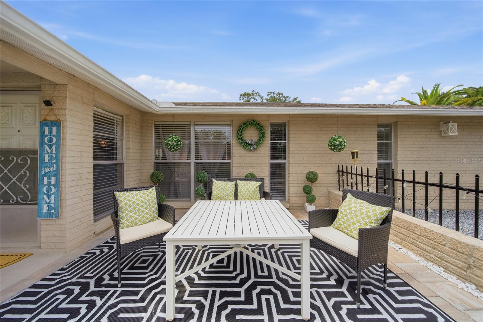 EMBASSY HILLS - Residential