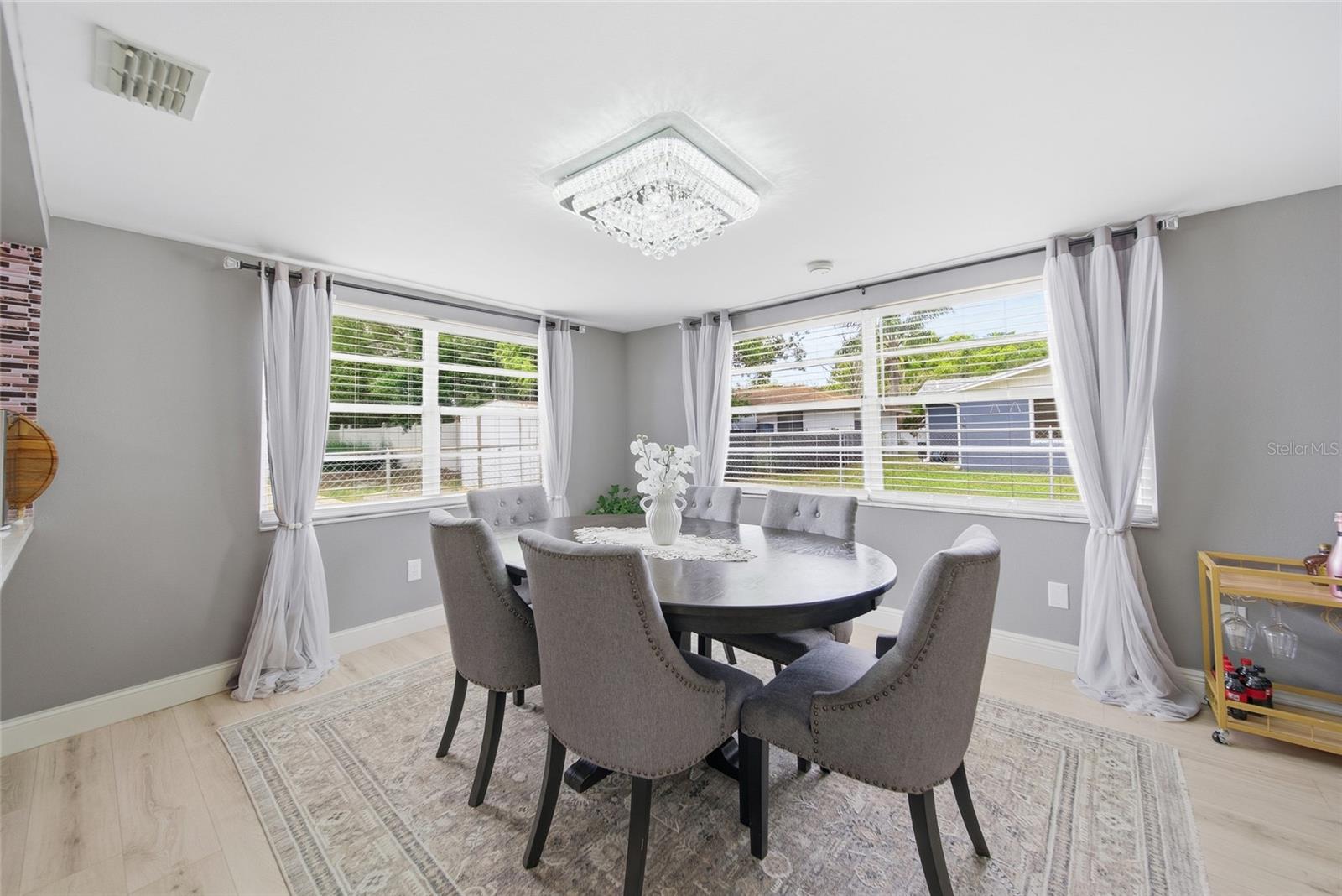 EMBASSY HILLS - Residential