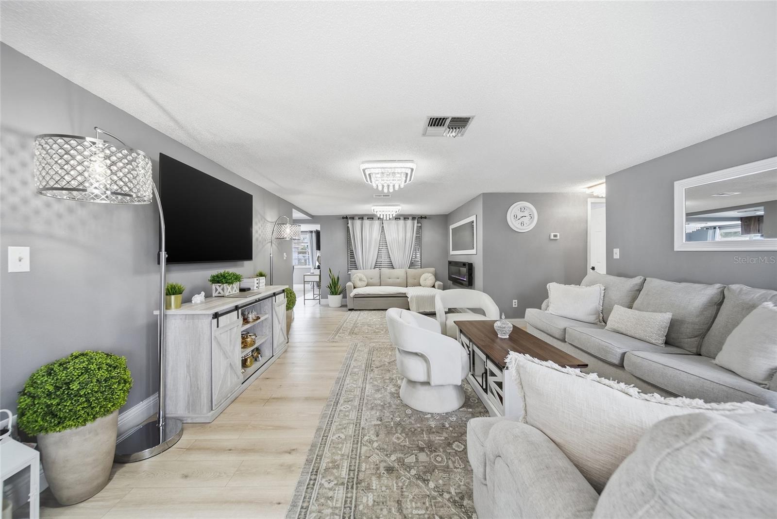 EMBASSY HILLS - Residential
