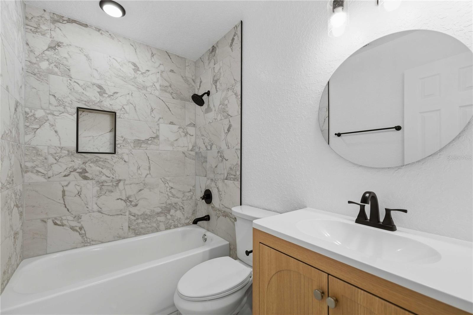 SILVER SPGS SHORES - Residential