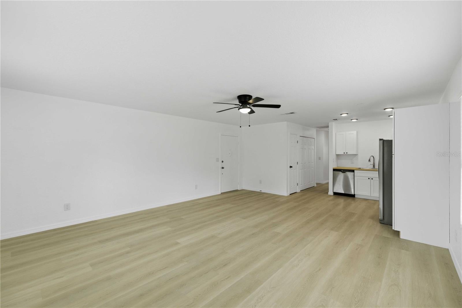 SILVER SPGS SHORES - Residential