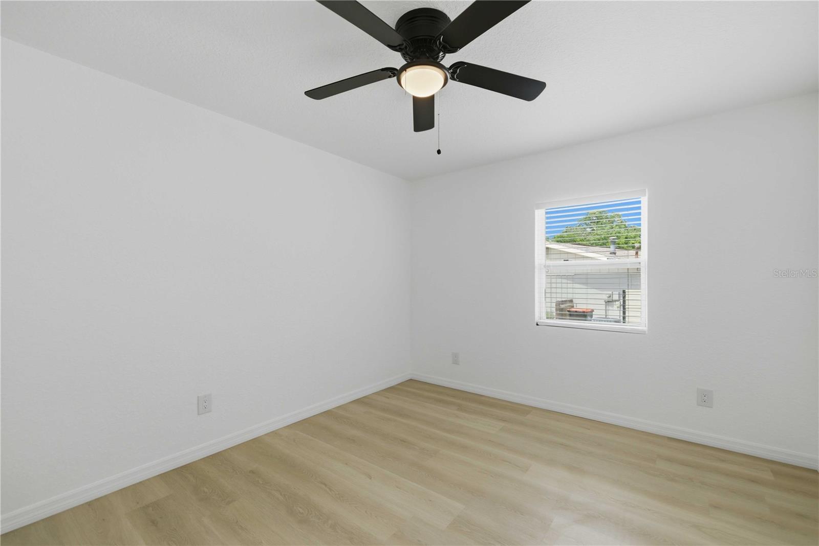 SILVER SPGS SHORES - Residential