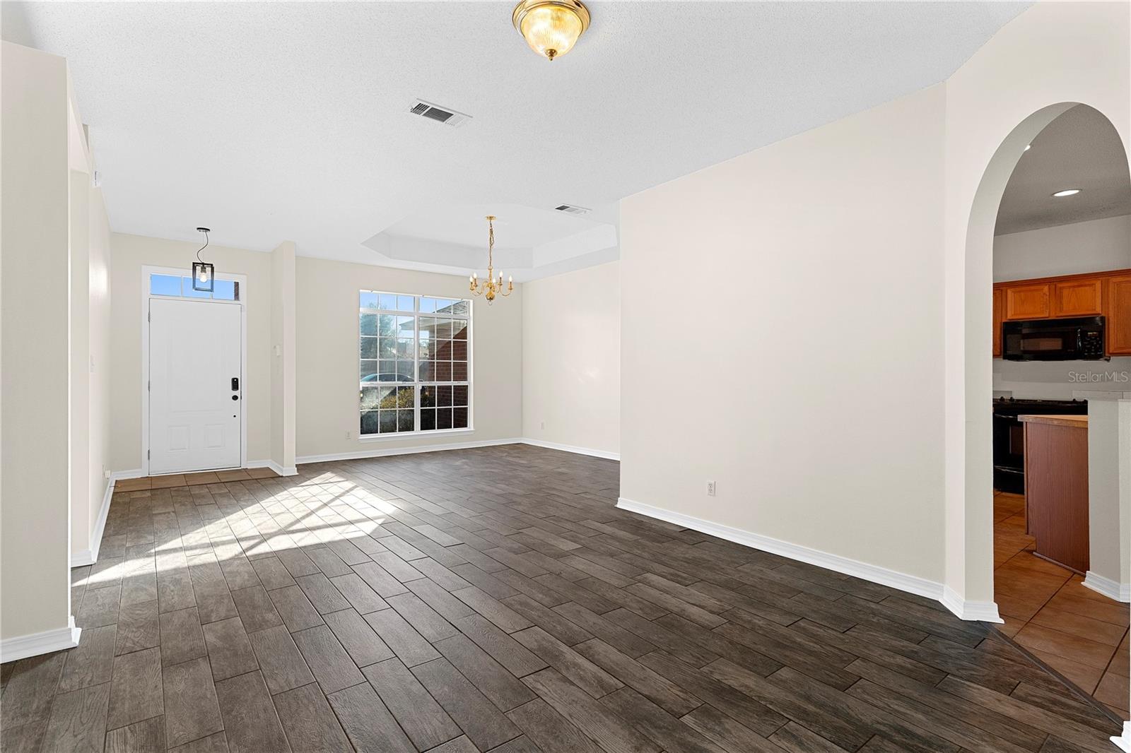 CRYSTAL CREEK - Residential