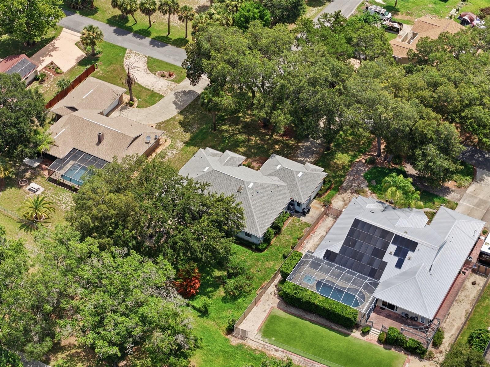 PARADISE COUNTRY CLUB UNIT 02 - Residential