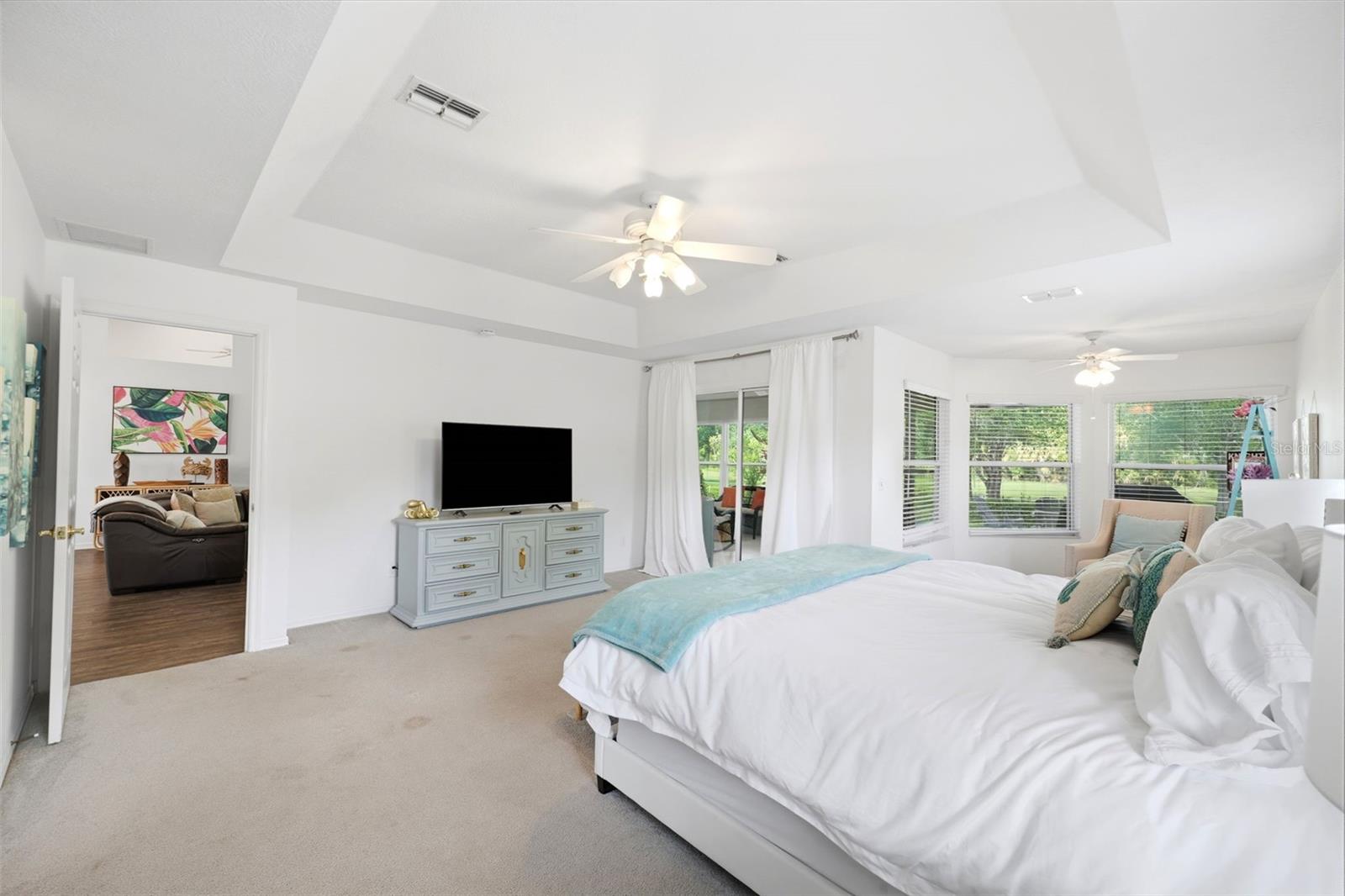 PARADISE COUNTRY CLUB UNIT 02 - Residential