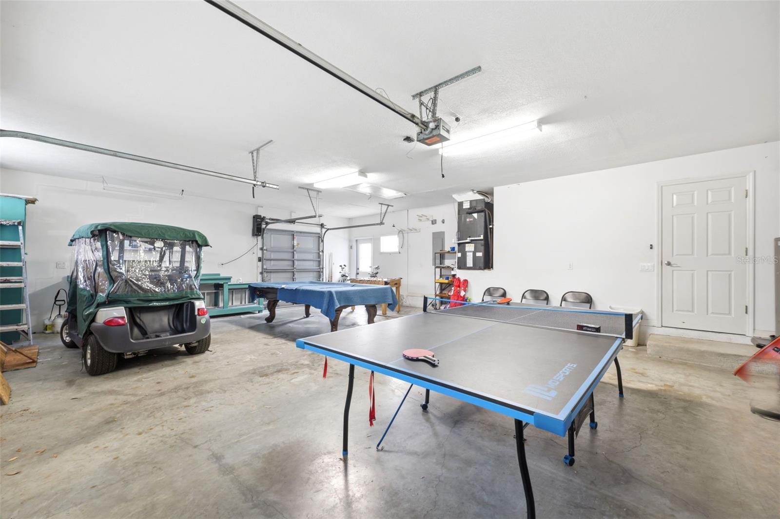 PARADISE COUNTRY CLUB UNIT 02 - Residential