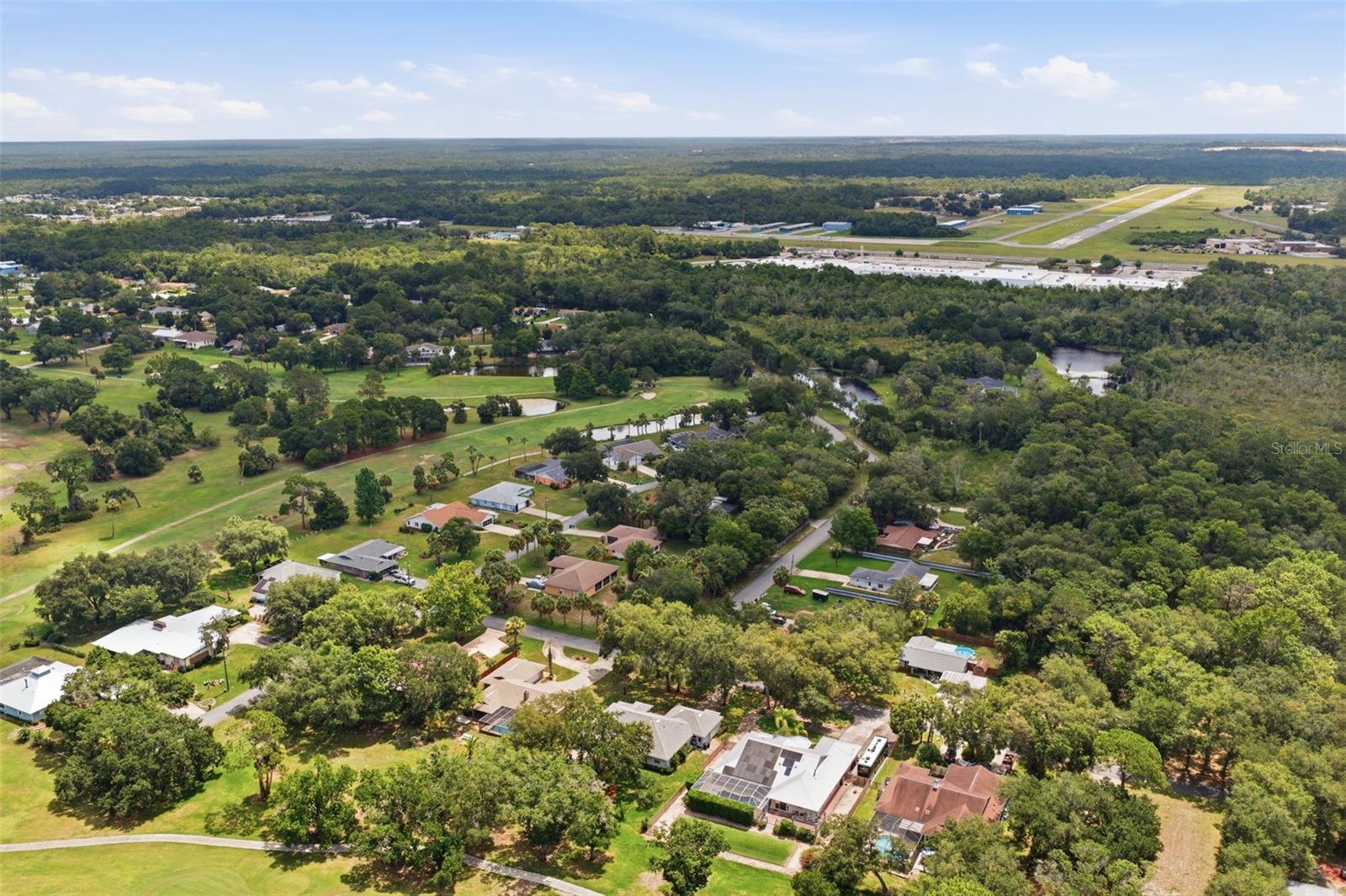 PARADISE COUNTRY CLUB UNIT 02 - Residential
