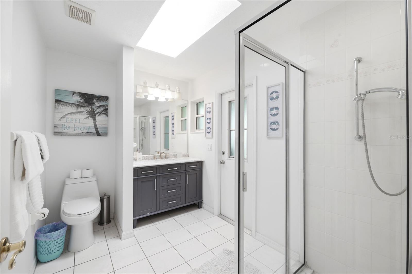 PARADISE COUNTRY CLUB UNIT 02 - Residential