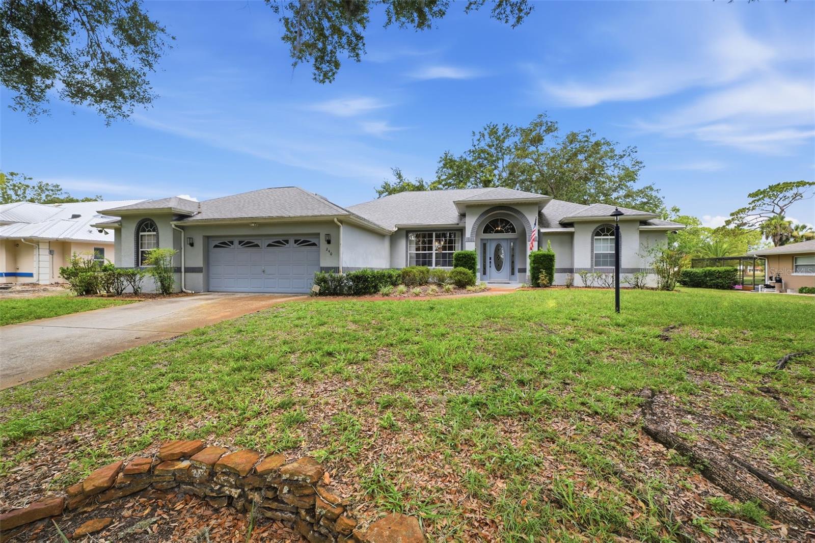PARADISE COUNTRY CLUB UNIT 02 - Residential