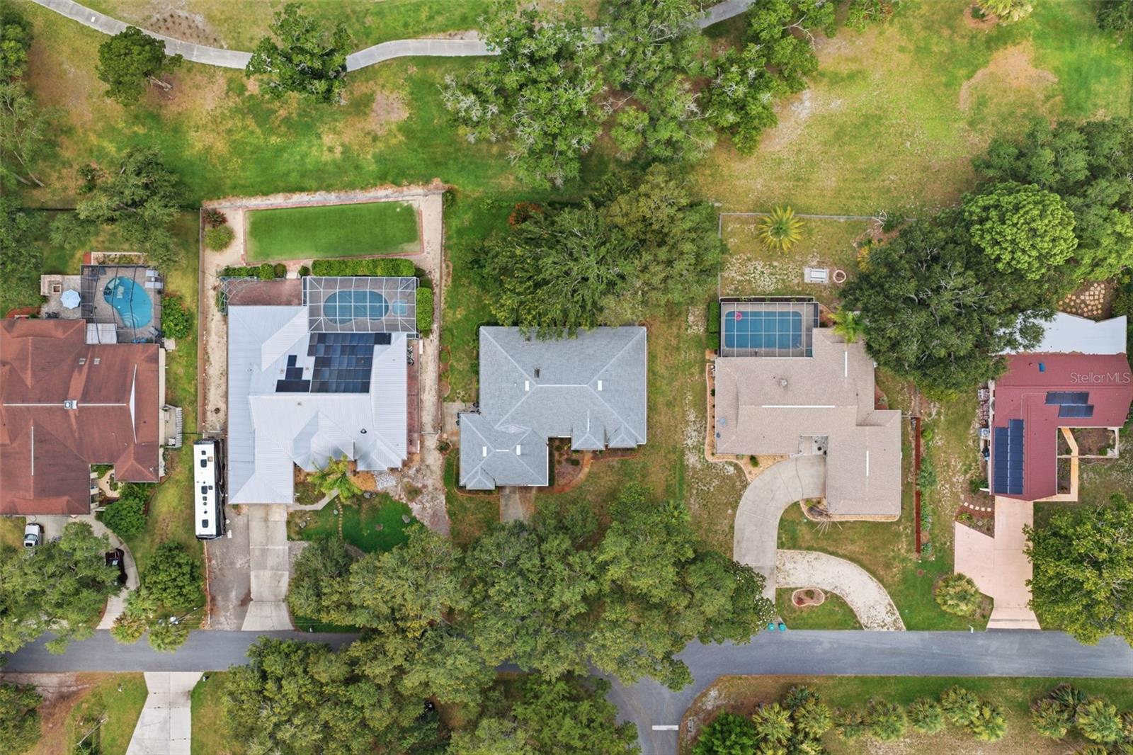 PARADISE COUNTRY CLUB UNIT 02 - Residential