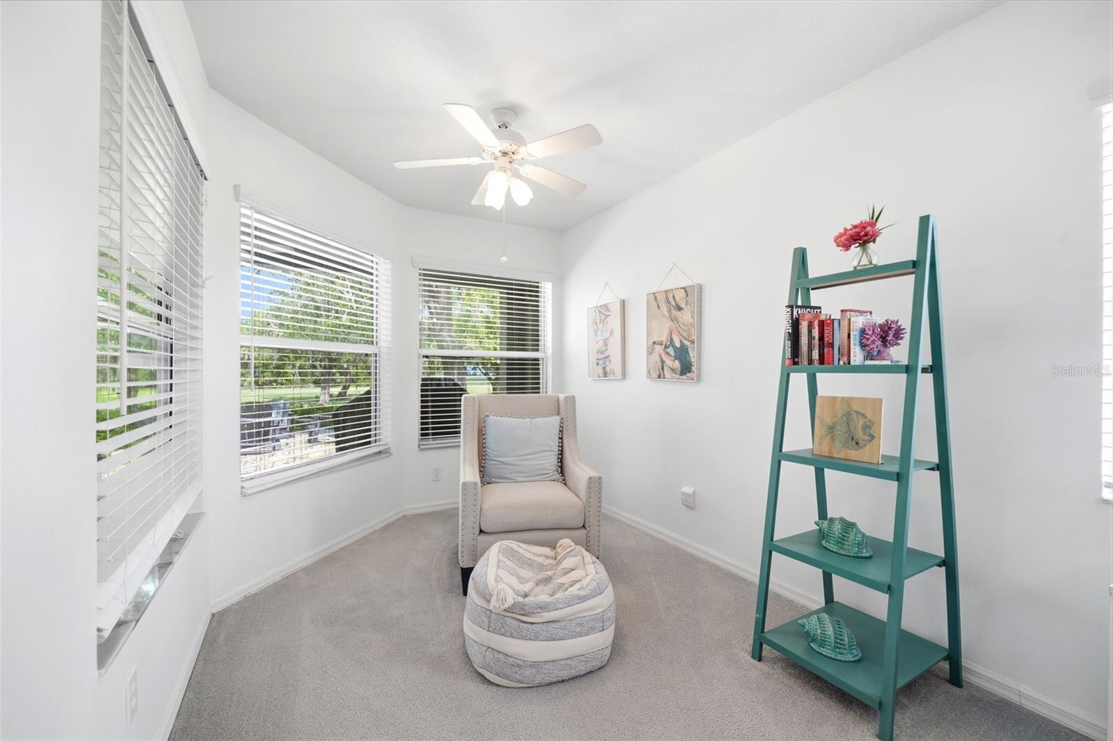 PARADISE COUNTRY CLUB UNIT 02 - Residential
