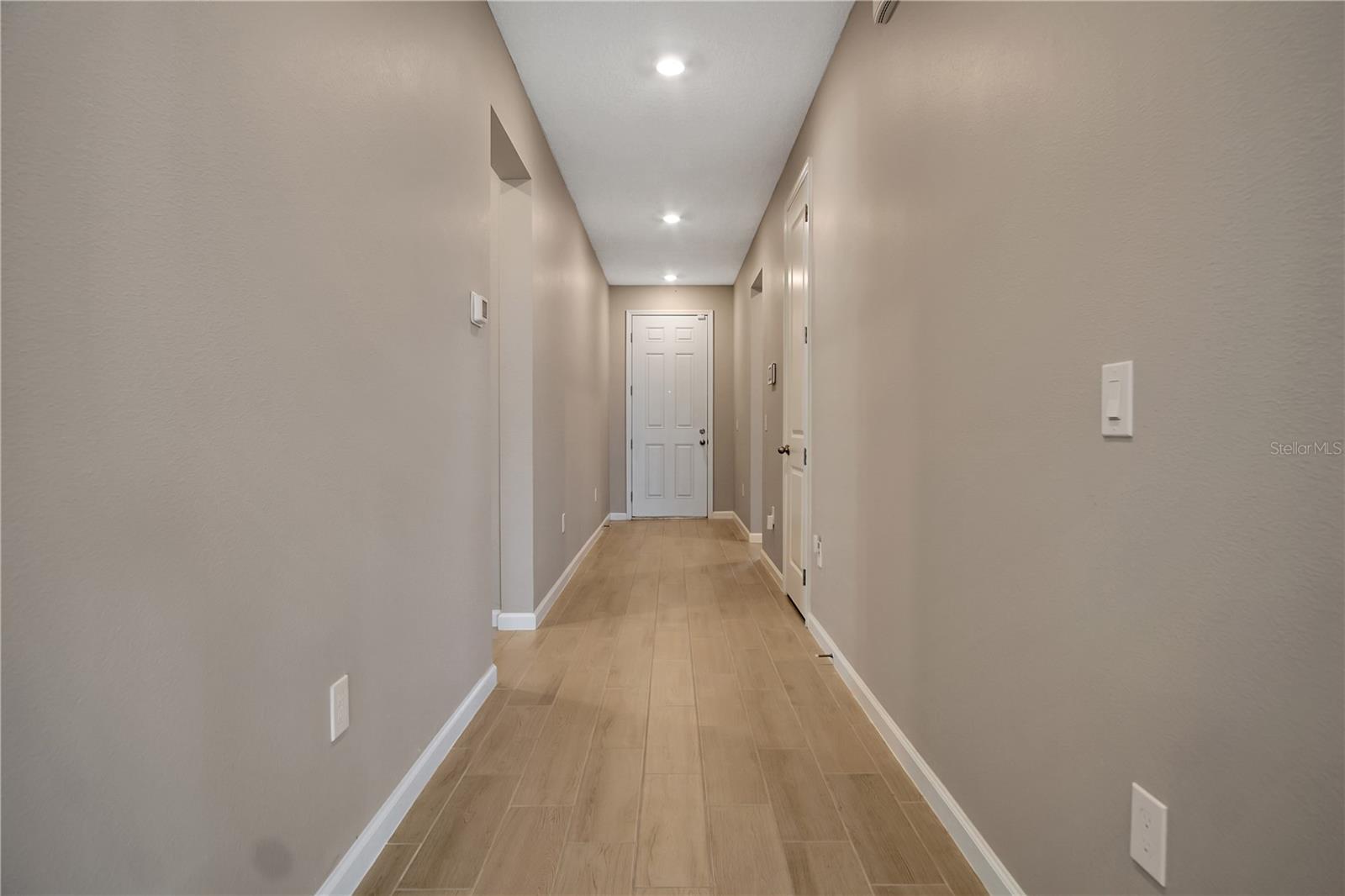 SCENIC TERRACE SOUTH PH I - Residential Lease