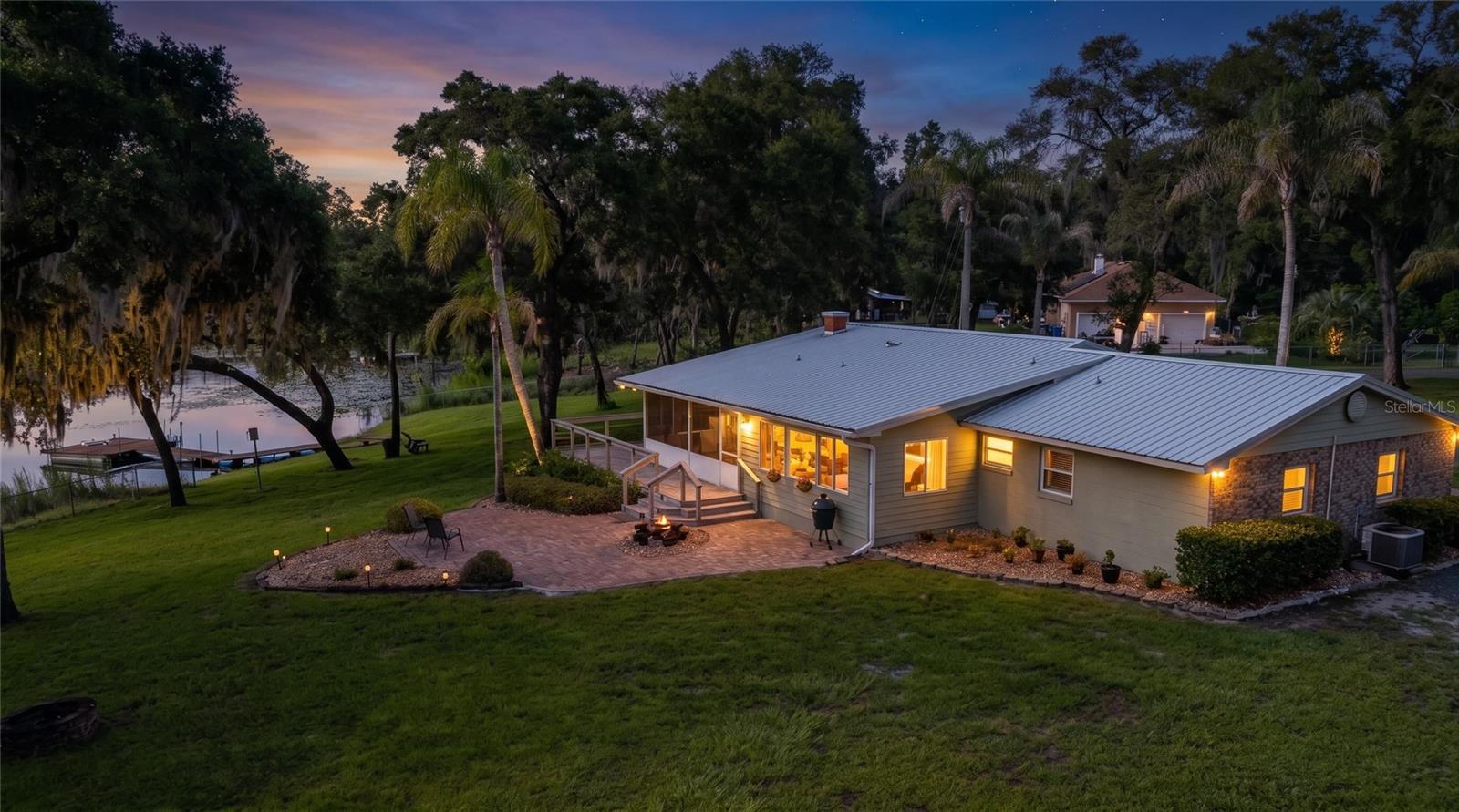 LAKE HELEN BLK 102 - Residential