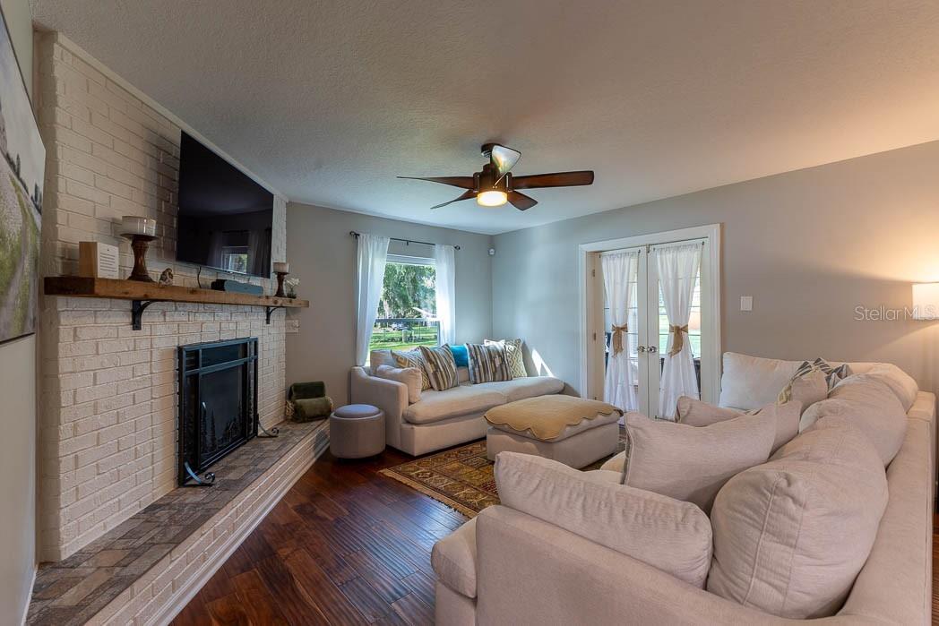 LAKE HELEN BLK 102 - Residential