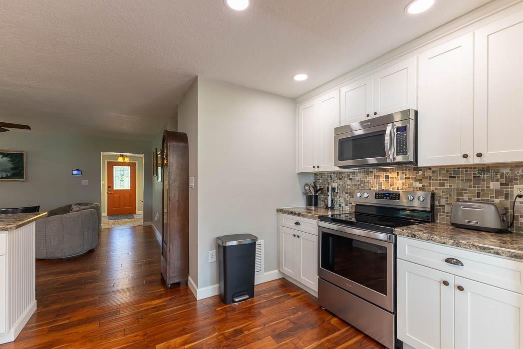 LAKE HELEN BLK 102 - Residential