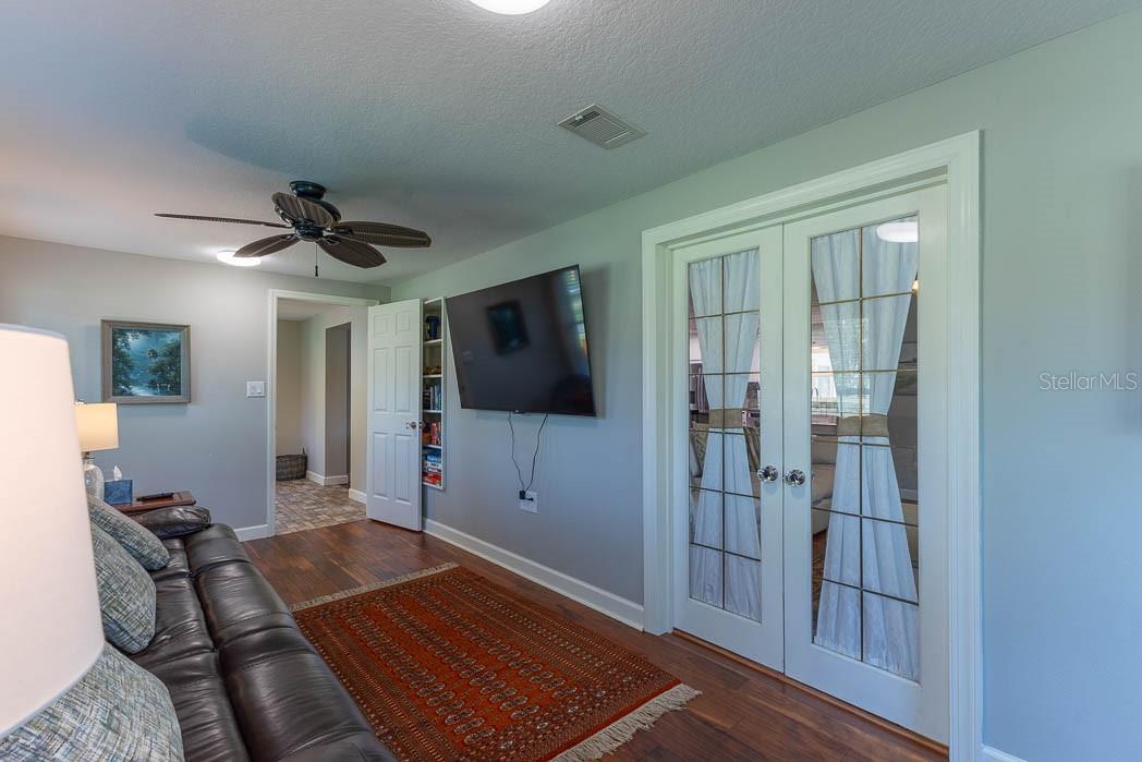 LAKE HELEN BLK 102 - Residential