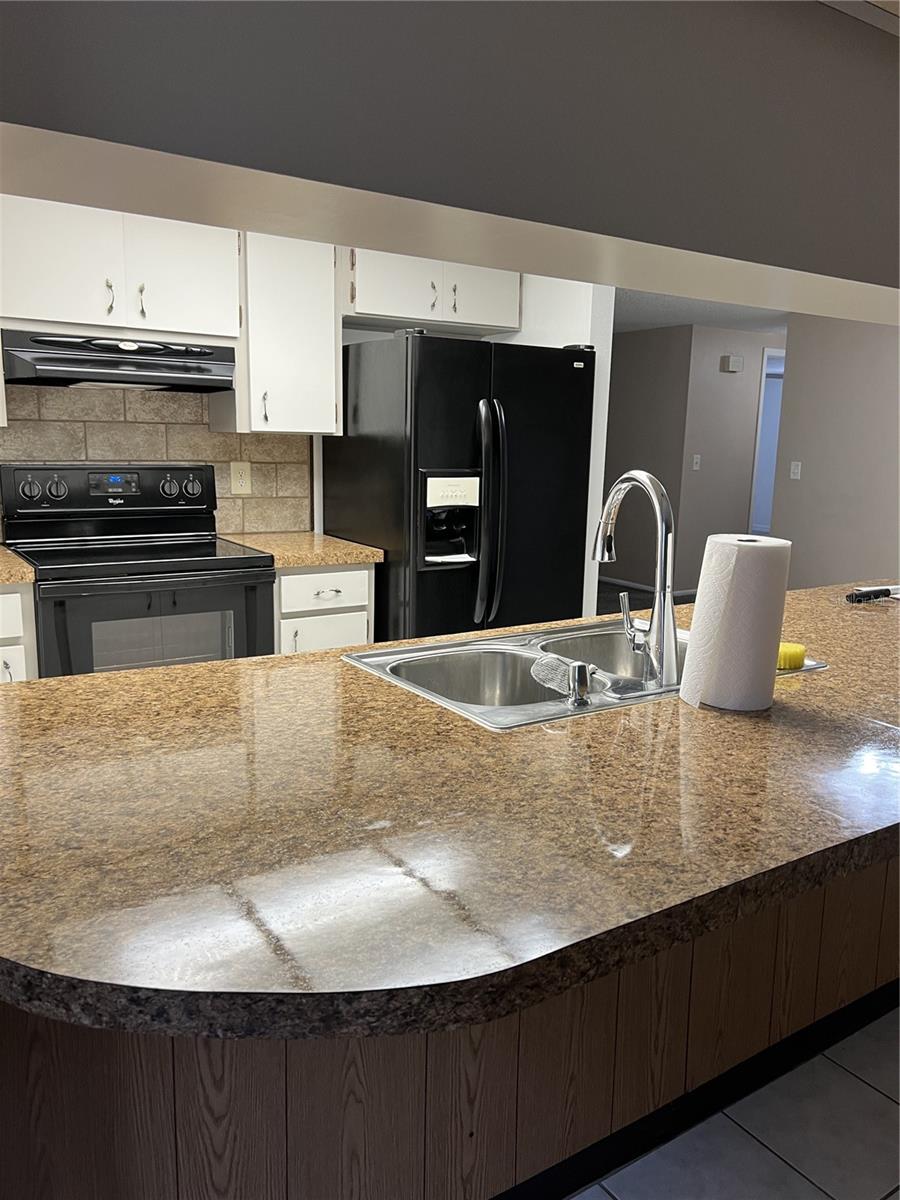 TANGLEWOOD TERRACE - Residential