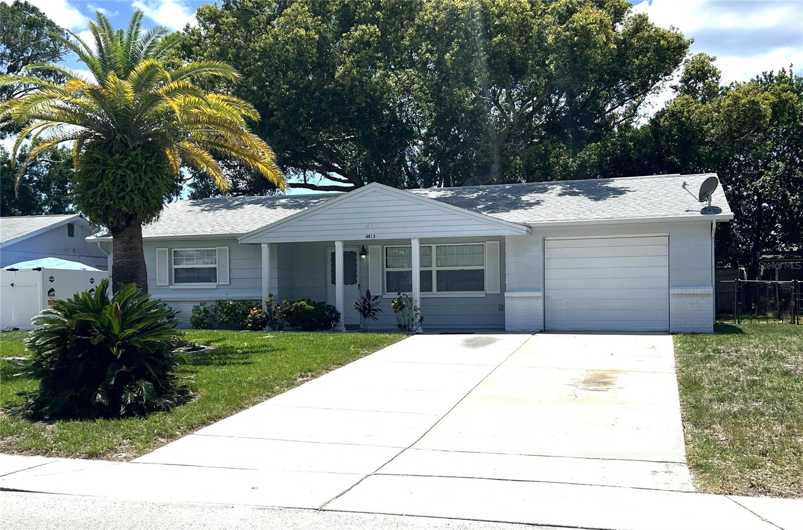 Welcome to Tanglewood Terrace in the hear of New Port Richey. Don't miss this opportunity. This 2 bedroom 2 bath has excellent curb appeal, mature landscaping, fenced yard for privacy and screened porch for entertaining. This single story move in ready home has lots to offer., close to many shopping centers, several Medical facilities and Hospitals, and easy access to the Gulf of Mexico. This property is not in a flood zone.